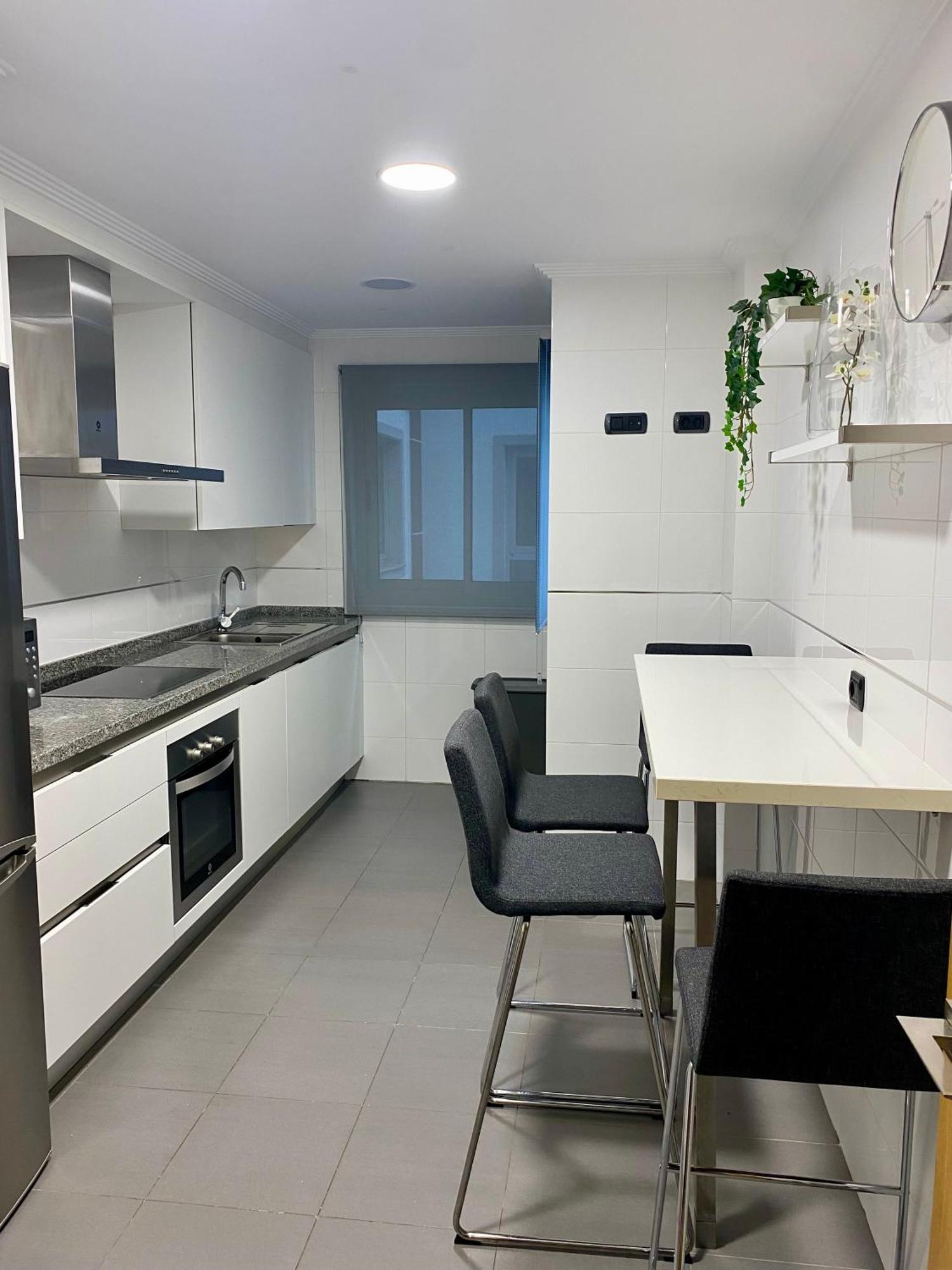 Parking, Vistas Al Mar Y Tres Habitaciones A Coruña Zewnętrze zdjęcie